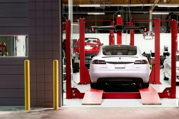 Ремонт автомобілів Tesla ціна
